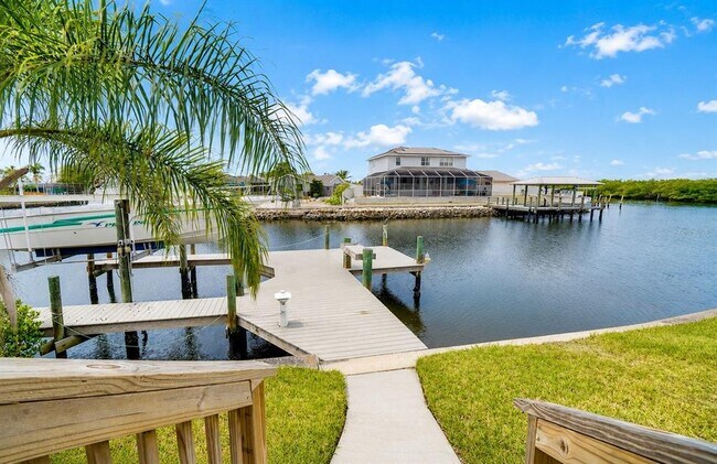 Building Photo - 6530 Bimini Ct