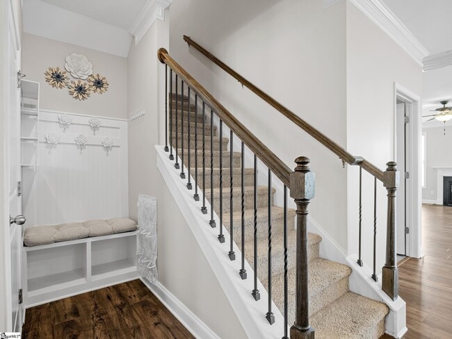 Building Photo - 211 Pollyanna Dr