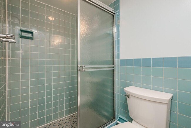 Building Photo - 1111 University Blvd W