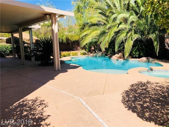 Building Photo - 6610 Gilded Lantern Ave