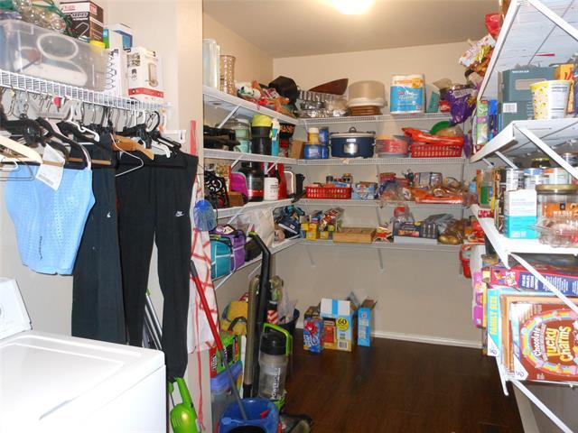 Building Photo - 207 Silver Spur Dr