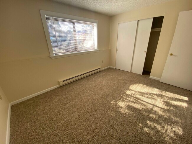 Building Photo - 29 Capron Rd