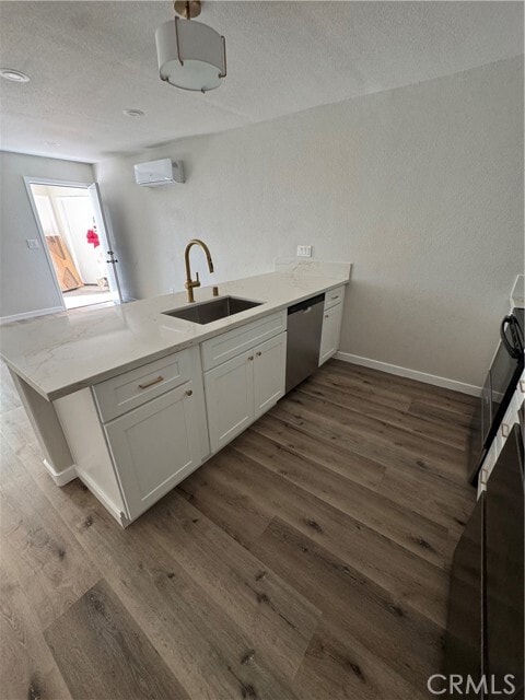 Building Photo - 6679 Linda Vista Rd