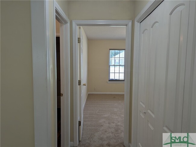 Building Photo - 1213 Exley Dr