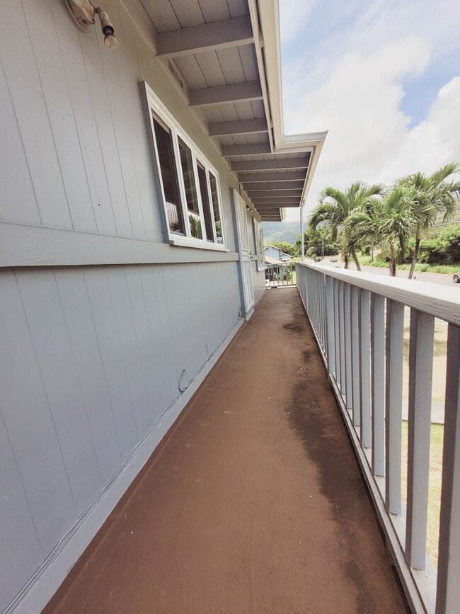 Building Photo - 41-536-536 Kumuhau St