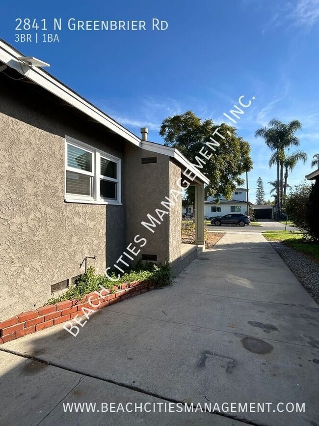 Building Photo - 2841 N Greenbrier Rd