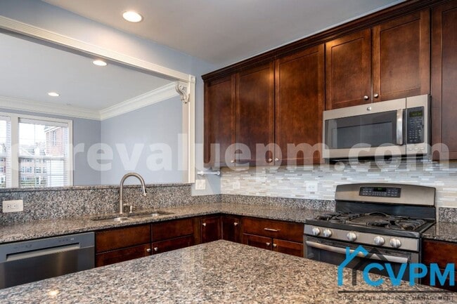 Building Photo - 1051 Ironwood Ln