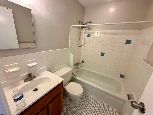 Building Photo - 6086 Hoover Dr