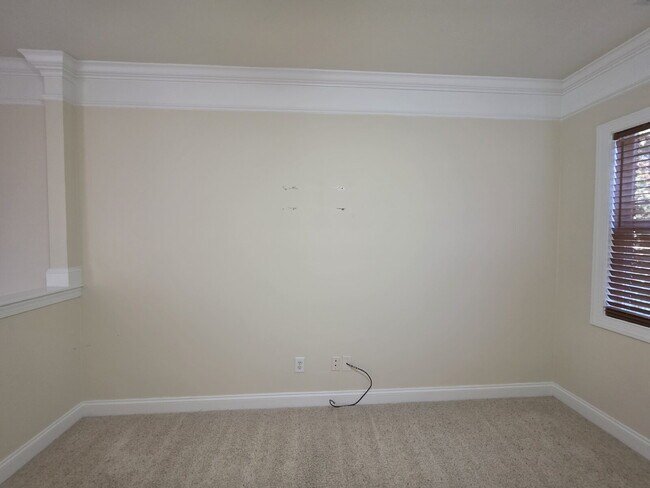 Building Photo - Spacious 4-Bedroom Home for Rent in Kings Grant Fayetteville – 15 Minutes from Fort Bragg