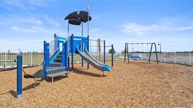 Building Photo - 2989 Howley Aly