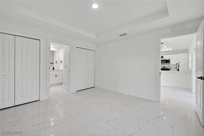 Building Photo - 366 Butler Ave S