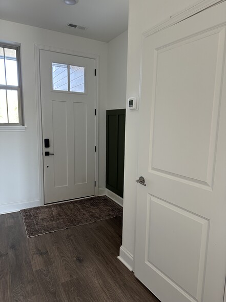 Building Photo - 1615 Mountain Quail Cir