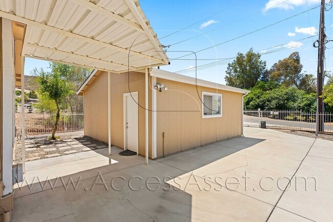 Building Photo - 24380 Pso Vivora