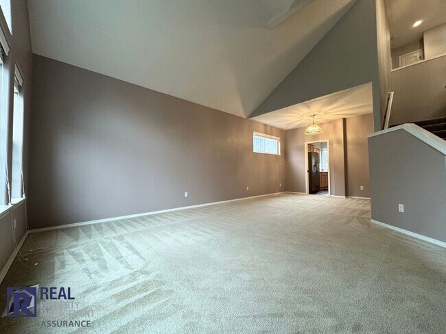 Building Photo - Spacious 5-Bedroom Home in Desirable Autumn Crest – Beaverton!!