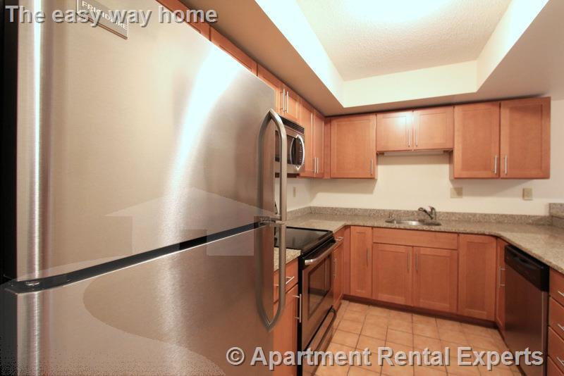 Building Photo - 345 Franklin St