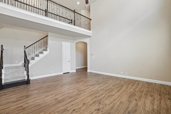 Building Photo - 7305 Rockford Ct