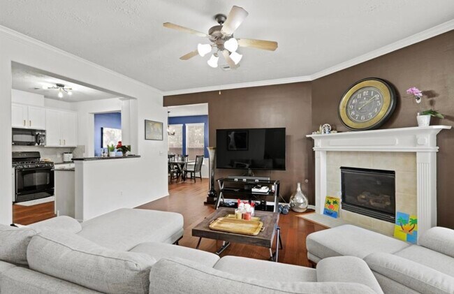 Building Photo - 7402 Hollister Rdg