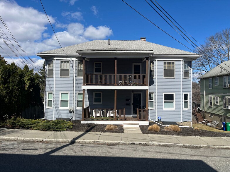 Front - 18 Rogers St