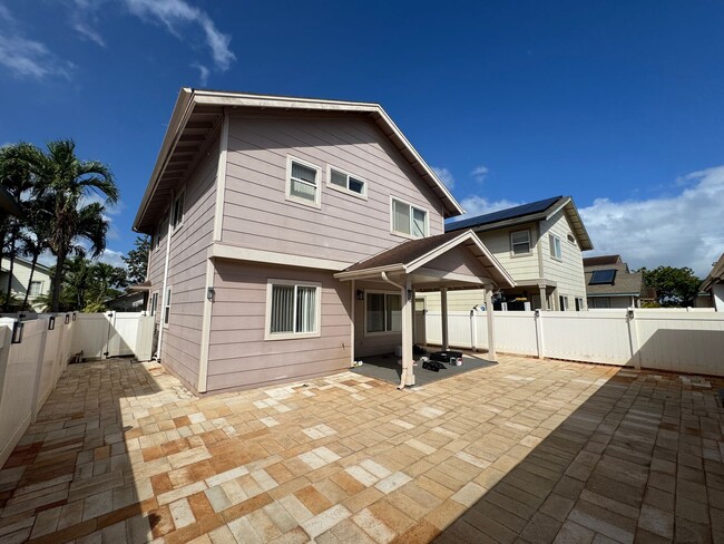 Building Photo - Single Family Home in Ocean Pointe