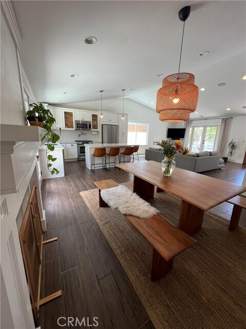 Building Photo - 9601 Erskine Dr