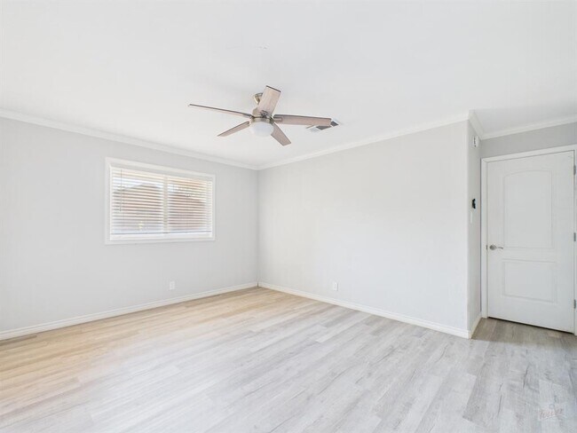 Building Photo - 11603 Gunsmoke Cir