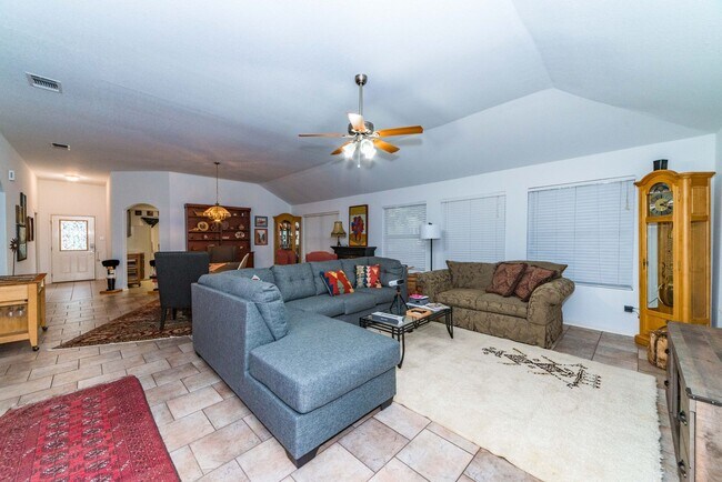 Building Photo - FURNISHED OAKWELL FARMS SINGLE-STORY