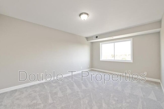 Building Photo - 12001 Old Columbia Pike