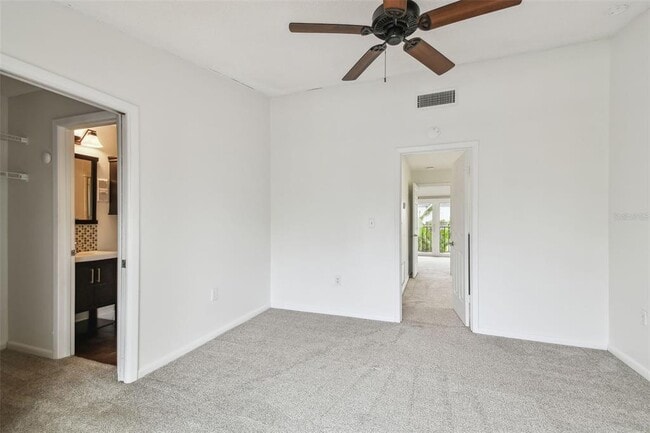 Building Photo - 7550 Sunshine Skyway Ln S