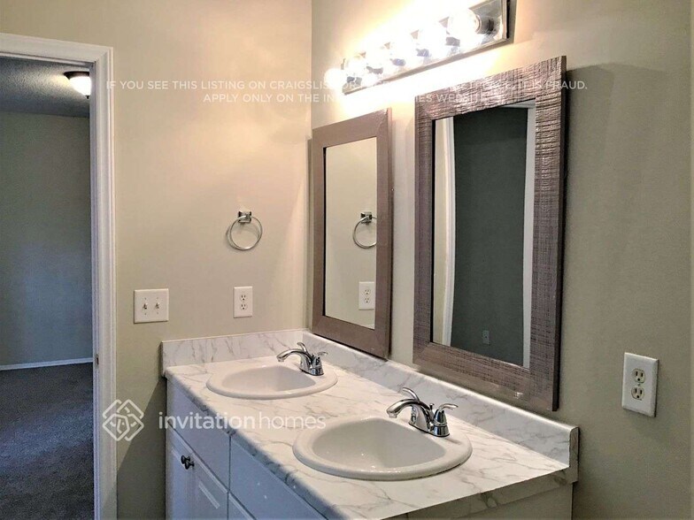 Building Photo - 2225 Ballston Pl