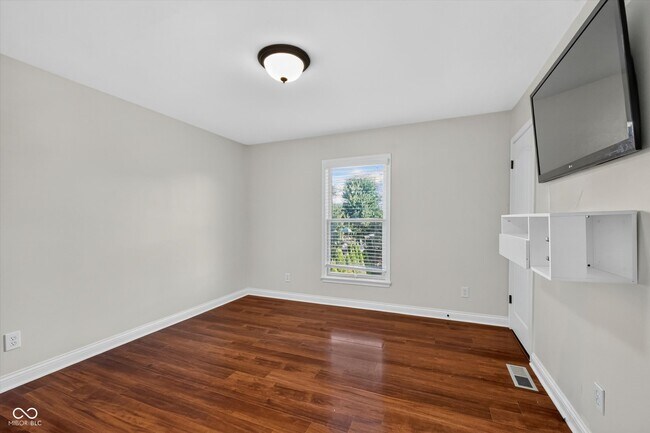 Building Photo - 13636 Falcon Way