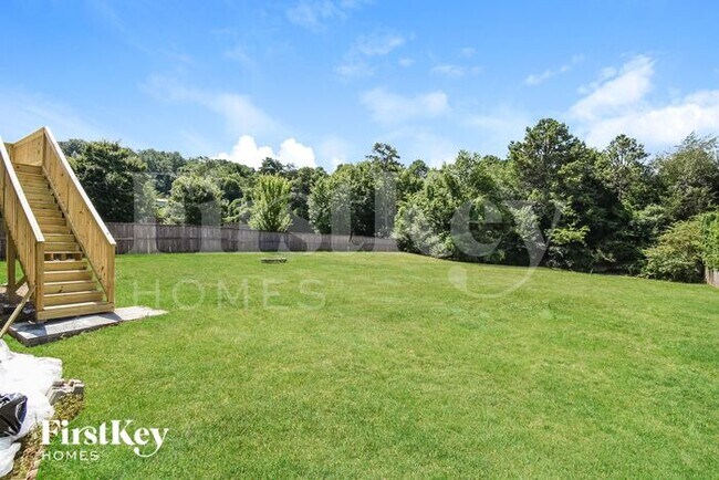 Building Photo - 212 Station Way