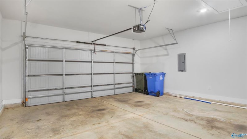 Building Photo - 14801 Demarie Ln