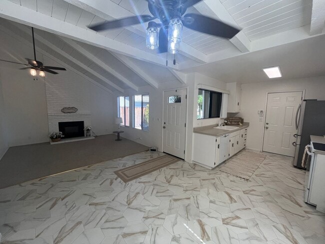 Building Photo - Charming 3/2 Home in Woodland-$500.00 OFF ...