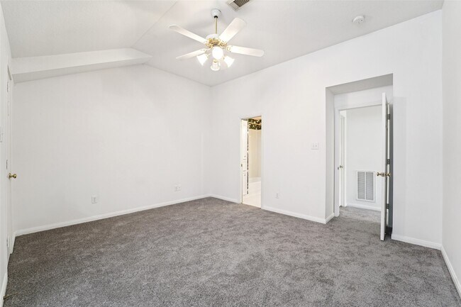 Building Photo - 14420 Walters Rd