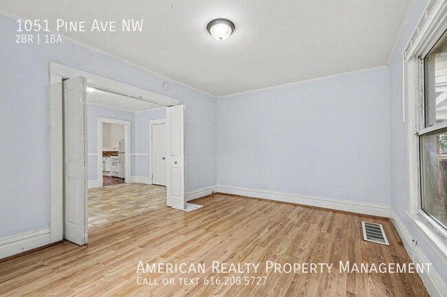 Building Photo - 1051 Pine Ave NW