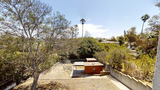 Building Photo - Newly built (2022)! 4BD/2BA, HUGE Yard!
