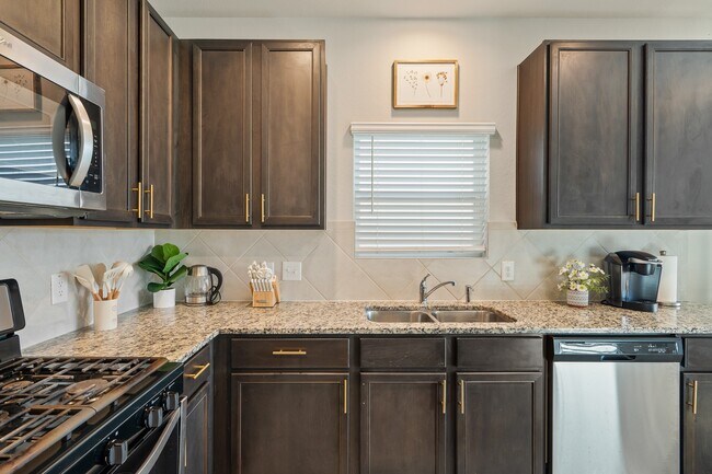 Building Photo - 24731 Allori Ct
