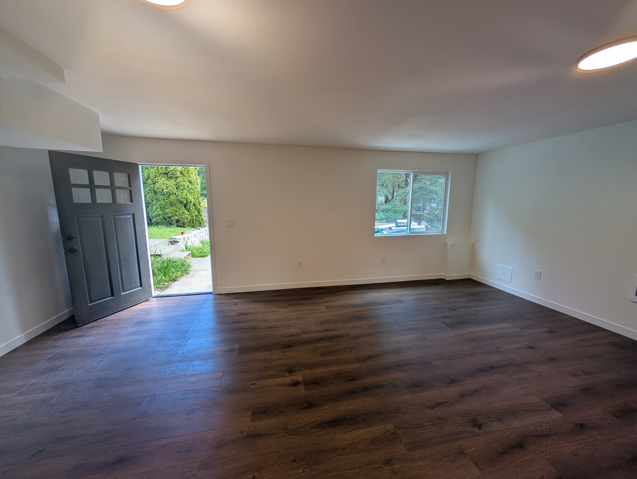 Building Photo - 1829 East End St NW