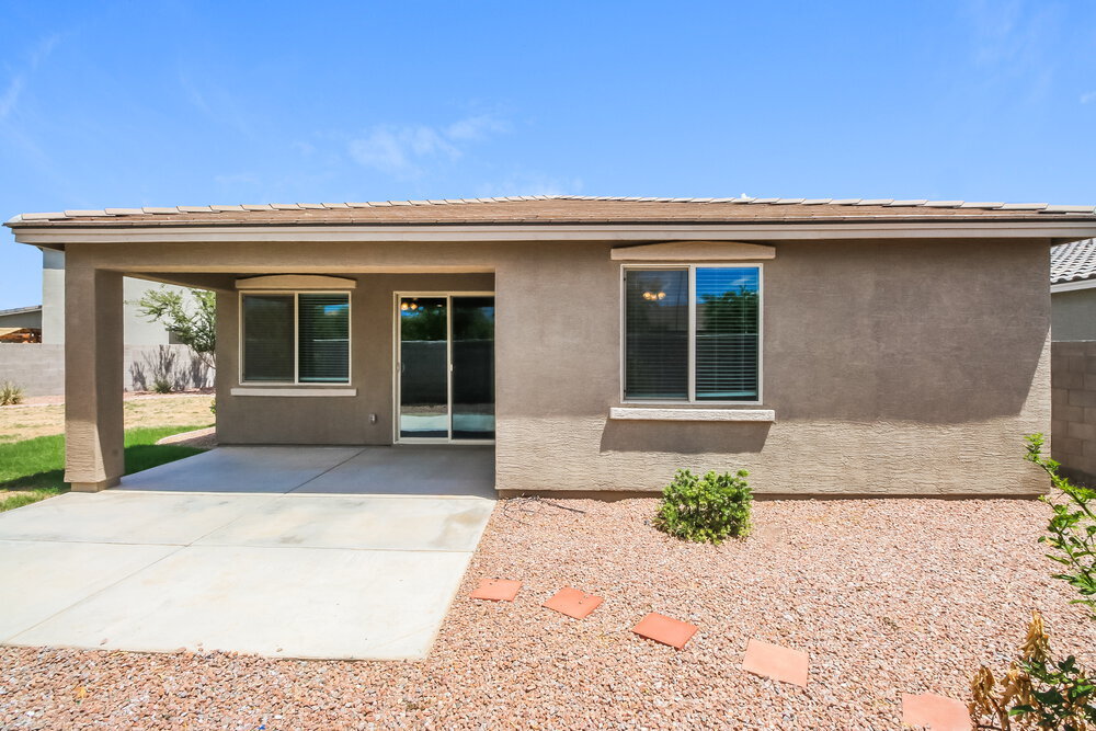 Building Photo - 35556 N Kelsee Dr