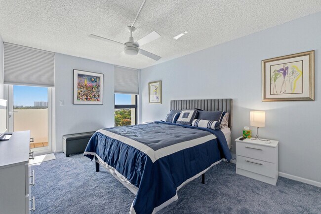 Building Photo - 1361 S Ocean Blvd