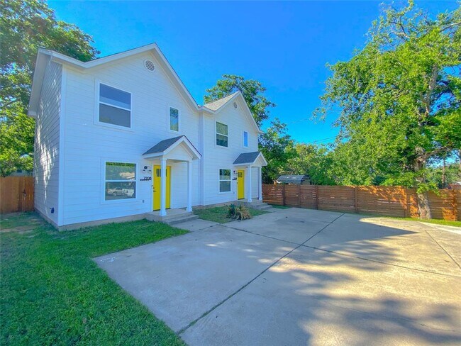 Building Photo - 7208 Meador Ave
