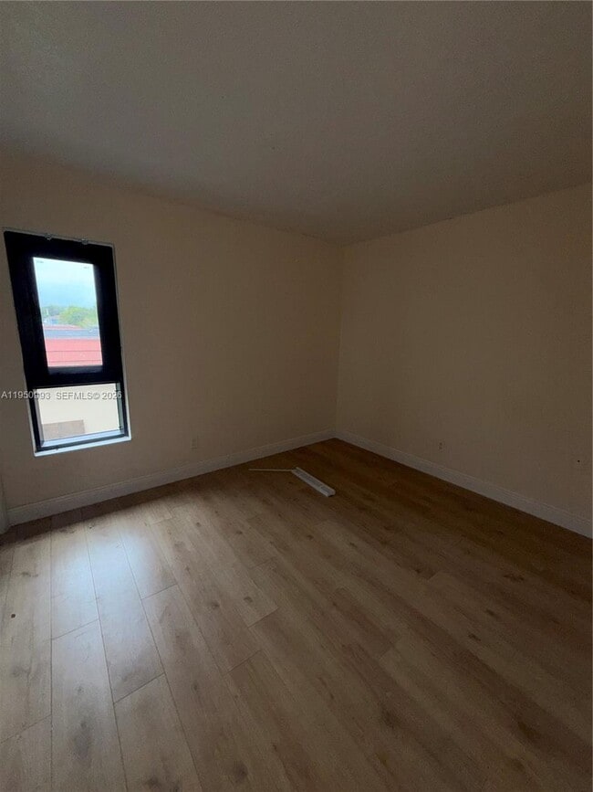 Building Photo - 7640 Kimberly Blvd