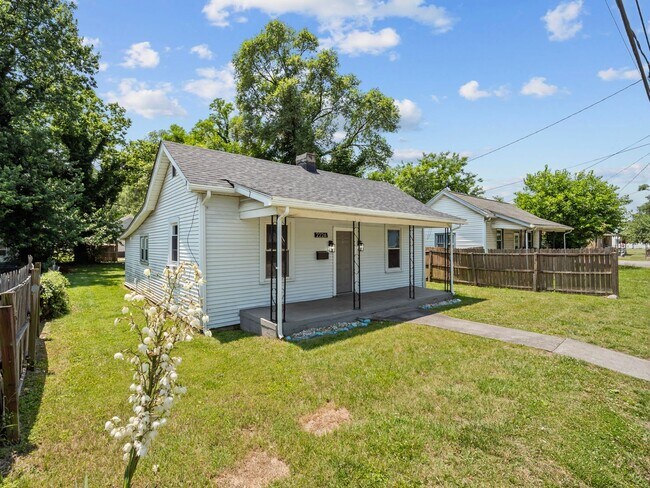 Building Photo - 2BR/1BA House for Rent in Norwich Neighborhood