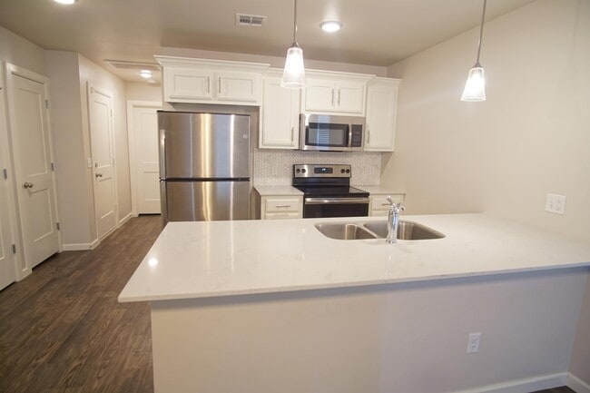 Building Photo - 11520 Keystone Cir