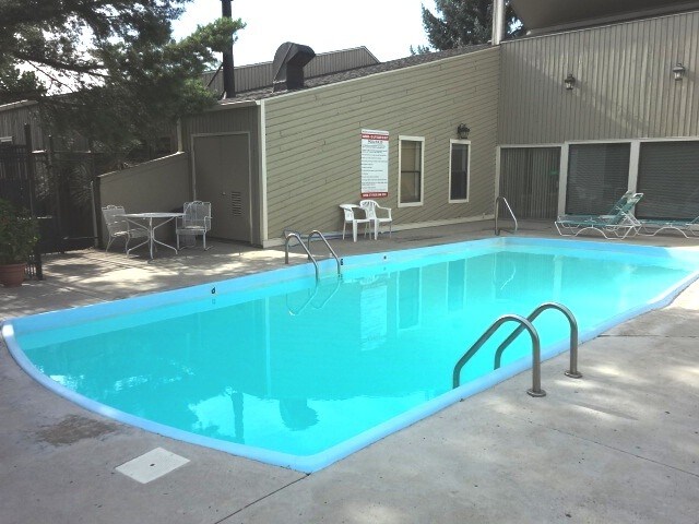 Building Photo - 3431 Stover St