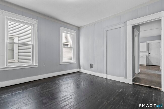 Building Photo - 78 Shelton Ave