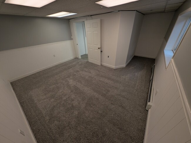 Building Photo - 6358 Mt Vernon Dr