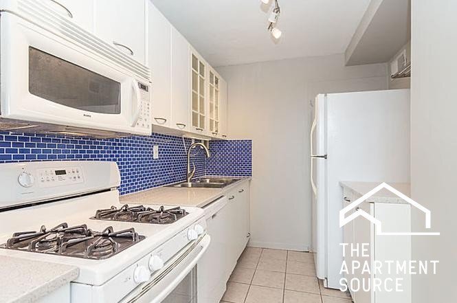 Building Photo - 3950 N Lake Shore Dr