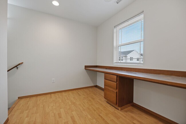 Building Photo - 115 N Indiana Ave