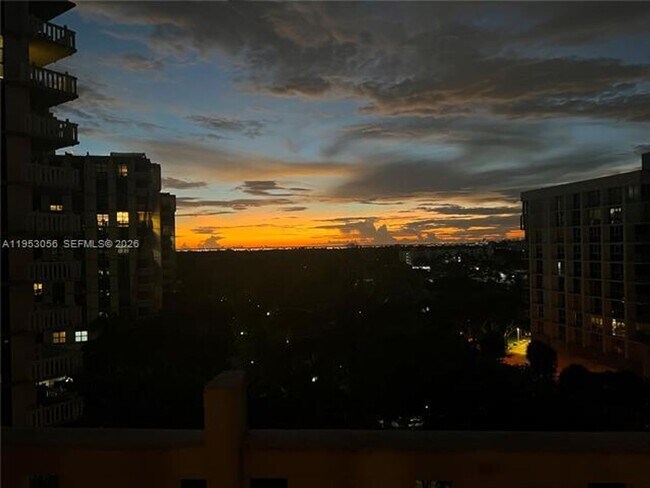 Building Photo - 1111 Crandon Blvd